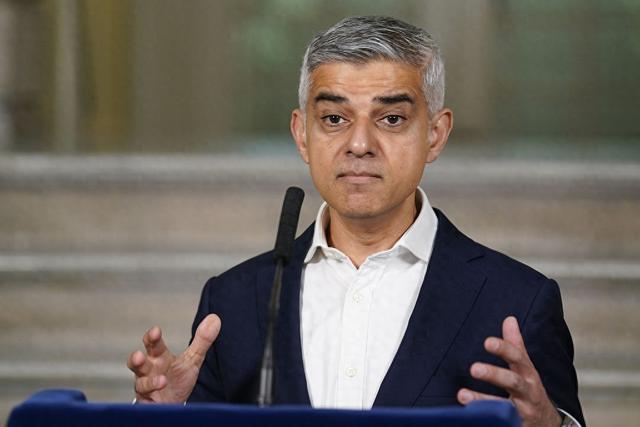 伦敦市长：“脱欧”使英国经济损失1400亿英镑
