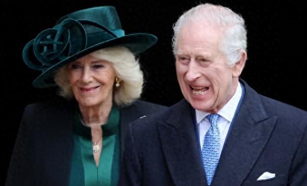 英国国王患癌后首次公开亮相，“为免受感染与其他王室成员保持距离”