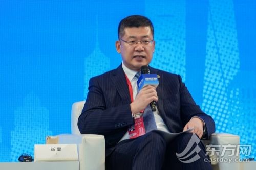 中国人保总裁赵鹏：无人驾驶汽车车载操作系统很容易受到网络攻击，威胁群众安全